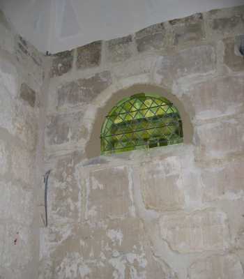 Chapelle de l'�v�que, le mur droit restaur�