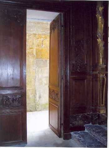 La porte restaur�e